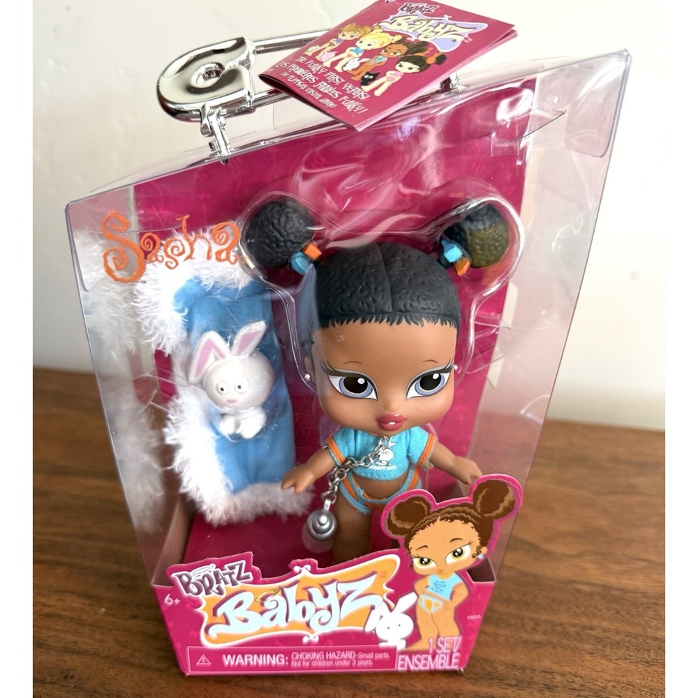 BRATZ Babyz Sasha Collectible Fashion Doll with Pet NEW